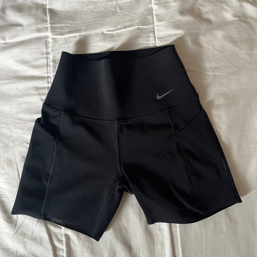 Nike Universa Biker Shorts